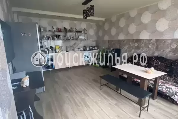 «Семейный отдых», Кучугуры