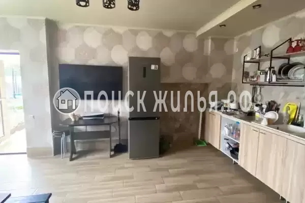 «Семейный отдых», Кучугуры