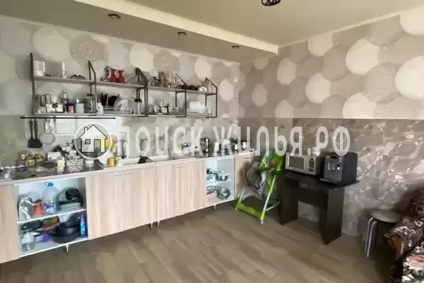 «Семейный отдых», Кучугуры