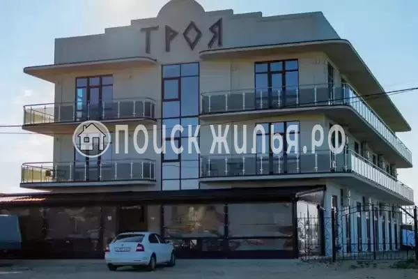 «Троя», Республика Крым, Феодосия, Камышовая, д.5 «Троя», Республика Крым, Феодосия, Камышовая, д.5