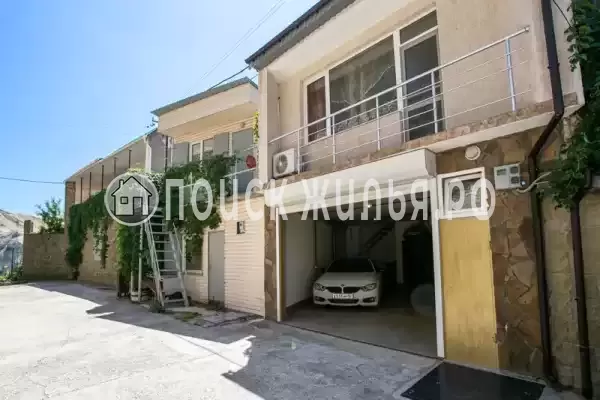 Частный сектор «Эллинг Рапан», Республика Крым, Феодосия, общество водного-моторного спорта «Прибой», д.3 Частный сектор «Эллинг Рапан», Республика Крым, Феодосия, общество водного-моторного спорта «Прибой», д.3