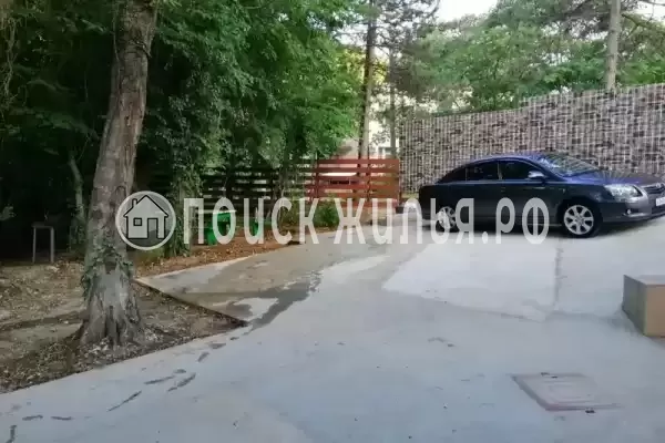 «Зелёный Дворик», Пляхо