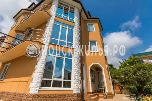 Частный сектор «Karolina», Лоо, Енисейская, д.6/29