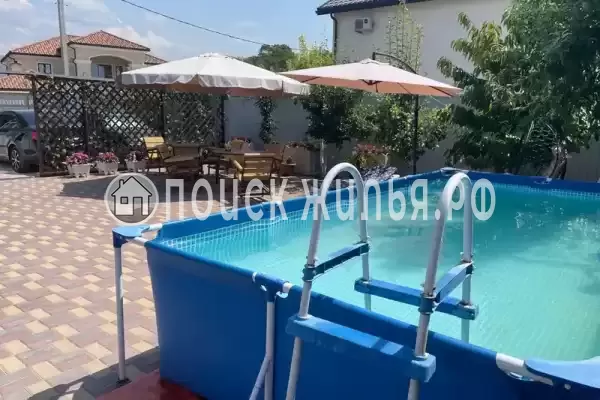 Частный сектор «Raisy Nikolskoy», Геленджик, Раисы Никольской, д.13