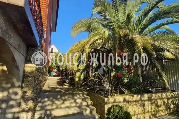 «PovezLoo», Лоо