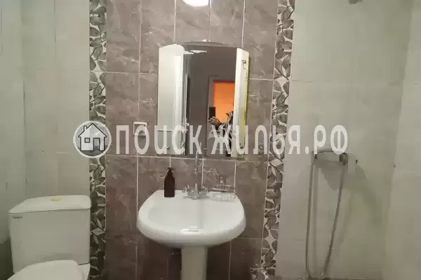 «PovezLoo», Лоо