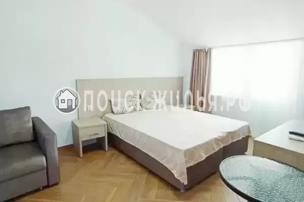 «PovezLoo», Лоо