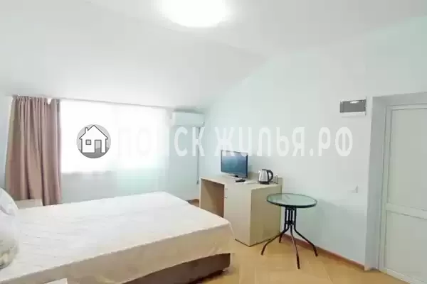 «PovezLoo», Лоо