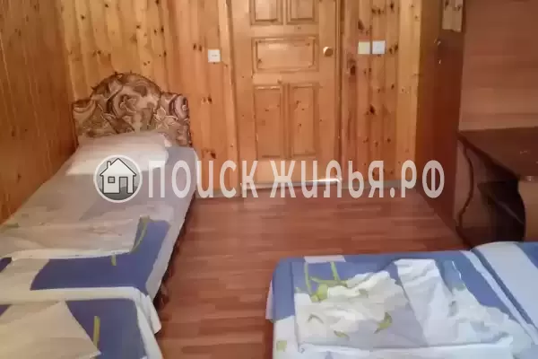 «У Анжелы», Лоо