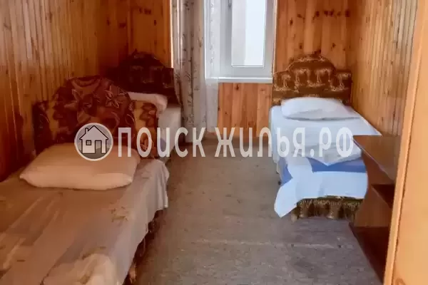 «У Анжелы», Лоо