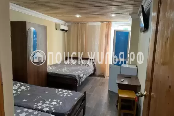 «У Анжелы», Лоо