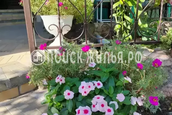 Частный сектор «Малиновая, 10», Севастополь