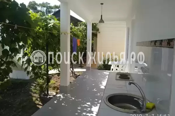 Гостевой дом «Бриз», Гагра