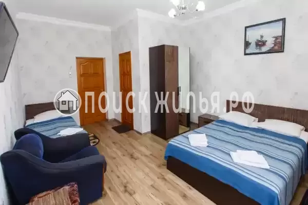 «Рената», Адлер