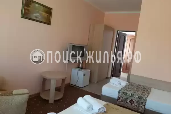 Гостиница «Лили», Лоо