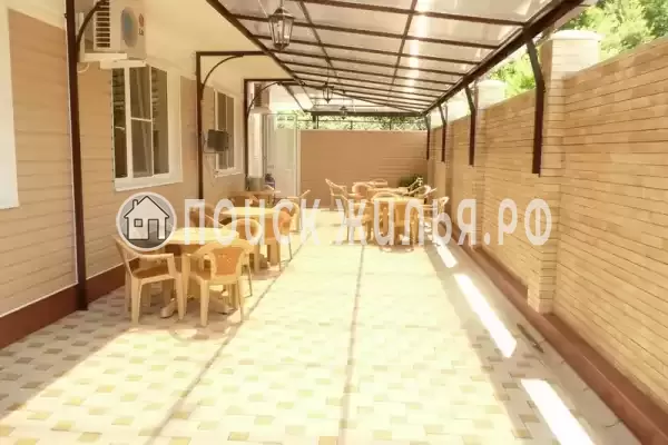 Гостиница «Лили», Лоо