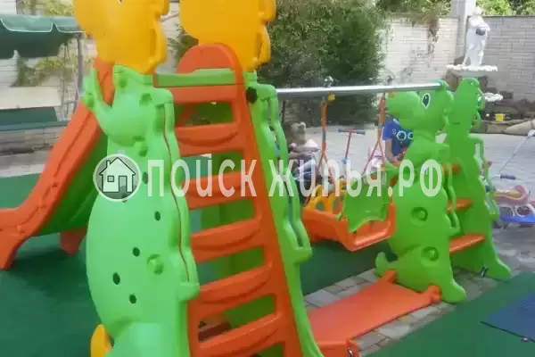 Гостиница «Лили», Лоо