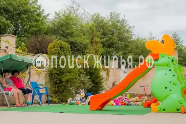 Гостиница «Лили», Лоо