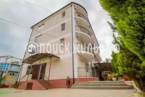 Гостиница «Лили», Лоо