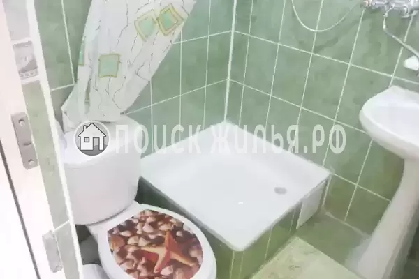 Гостиница «Лили», Лоо