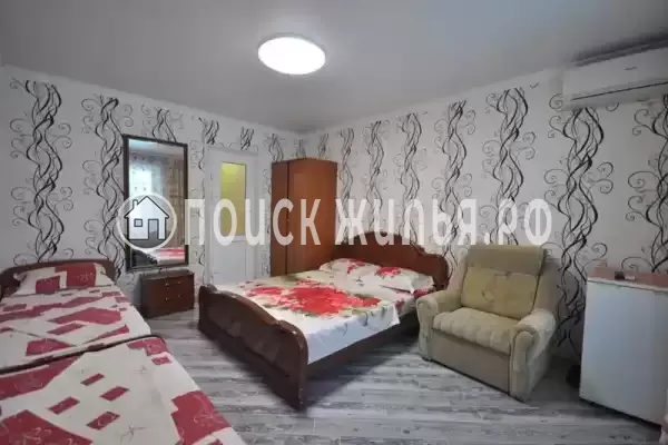 Гостевой дом «Сосновый домик», Геленджик