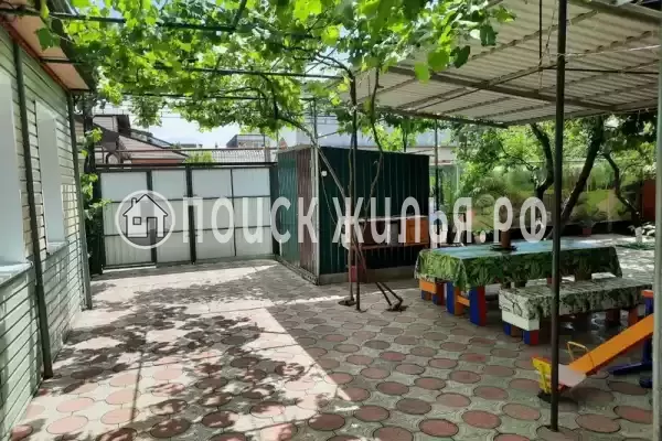 Частный сектор «Дворик у моря», Ейск