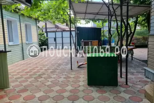 Частный сектор «Дворик у моря», Ейск