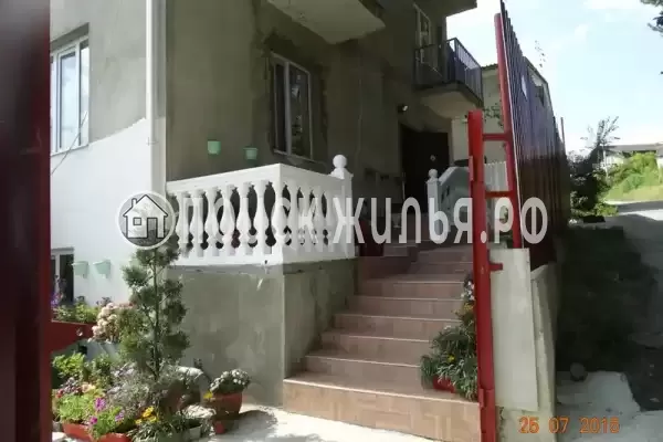 «Командор», Лоо