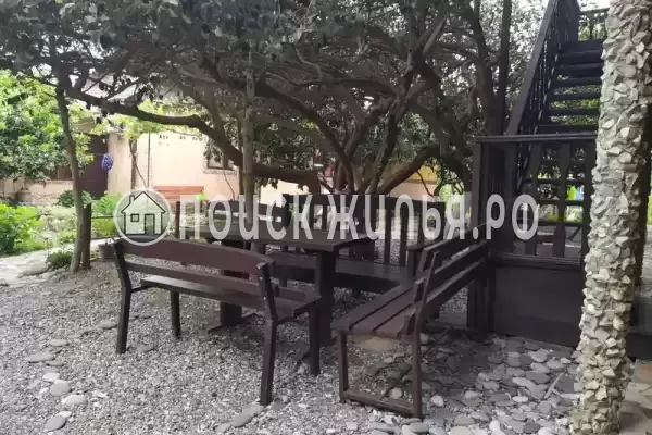 Гостевой дом «Л.Е.В.», Пицунда Гостевой дом «Л.Е.В.», Пицунда