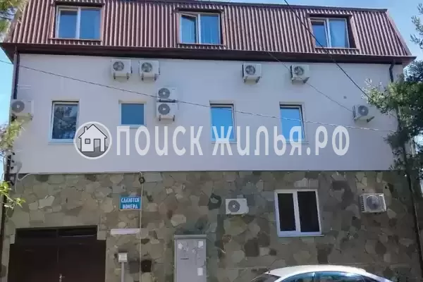 Гостевой дом «Своя атмосфера», Краснодарский край, Геленджик, Октябрьская, д.35 Гостевой дом «Своя атмосфера», Краснодарский край, Геленджик, Октябрьская, д.35