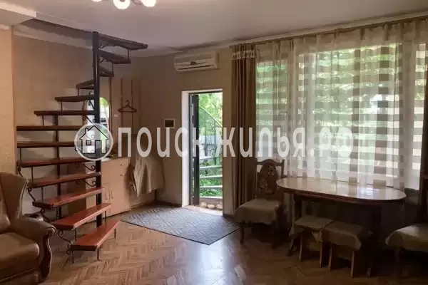 Квартира «Райский Уголок», Республика Крым, Алупка, Красногвардейская, д.16 Квартира «Райский Уголок», Республика Крым, Алупка, Красногвардейская, д.16