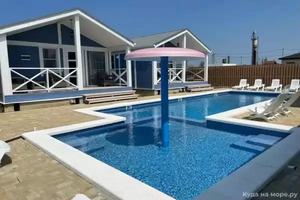 База отдыха «Blue waves villa», Краснодарский край, Голубицкая, Васильковая, д. 6