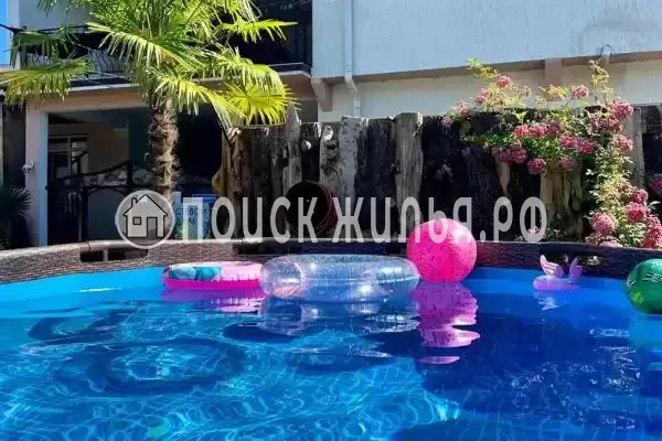 «Мия», Вардане