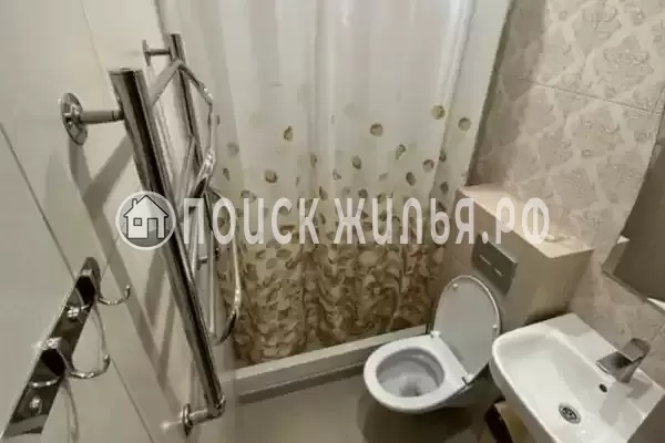 «На Ленина», Адлер
