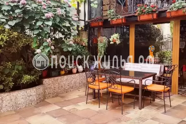 «Карина», Адлер