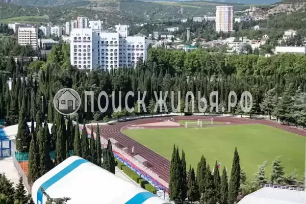 «Атлант», Алушта