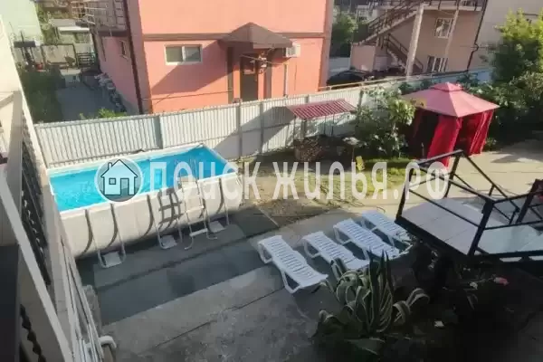 «Фиджи», Адлер