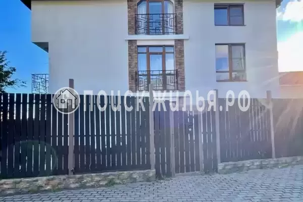 Дом под ключ «Таунхаус Адель», Геленджик Дом под ключ «Таунхаус Адель», Геленджик
