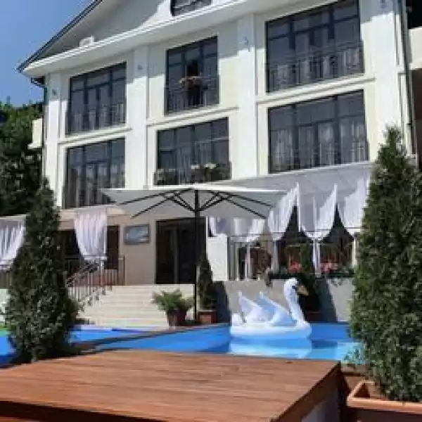 Гостевой дом «Royal», Краснодарский край, Архипо-Осиповка, Пограничная, д. 50