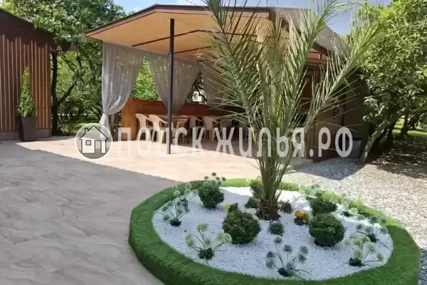 Гостевой дом «Raiskiy Ugolok», Лдзаа Гостевой дом «Raiskiy Ugolok», Лдзаа