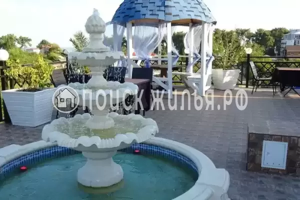 Отель «У Дмитрия», Пицунда Отель «У Дмитрия», Пицунда