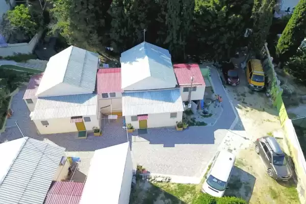 База отдыха «Натан», Республика Крым, Алушта, Ленина, д. 18