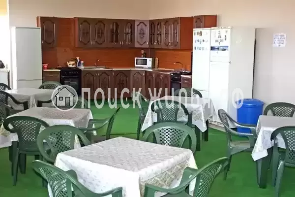 «Лазурный», Лоо