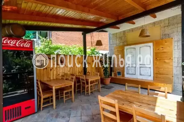 «Прибой», Лоо