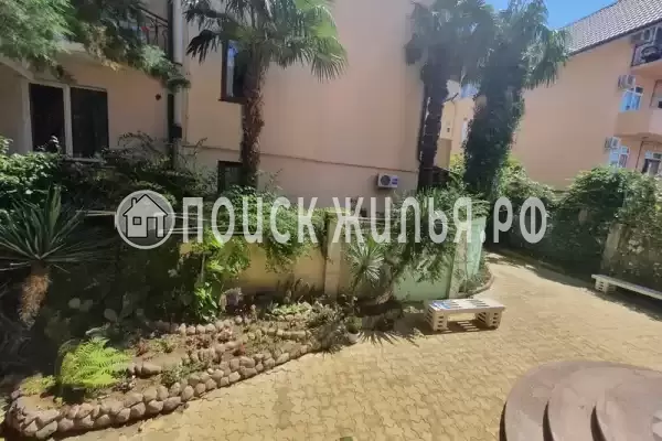 Гостевой дом «Туя», Краснодарский край, Сочи, Адлер, 8 Марта, д.11 Гостевой дом «Туя», Краснодарский край, Сочи, Адлер, 8 Марта, д.11