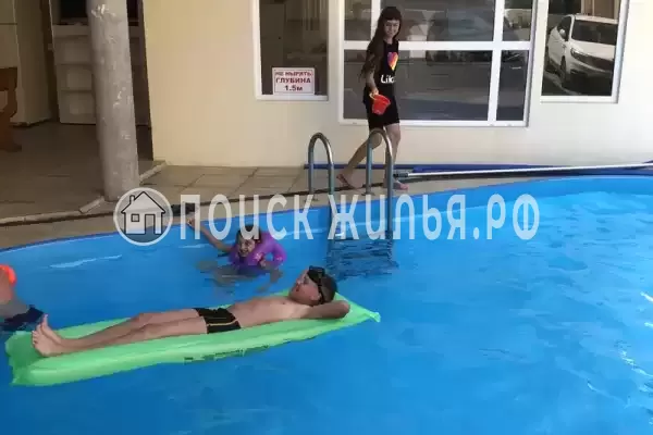 «На ул. 9 мая», Геленджик «На ул. 9 мая», Геленджик