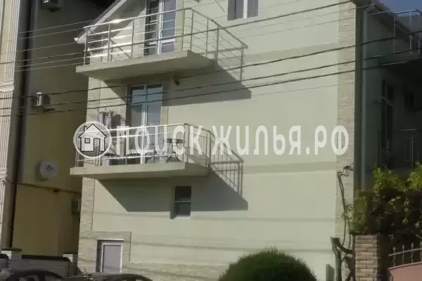 «На Уютной»