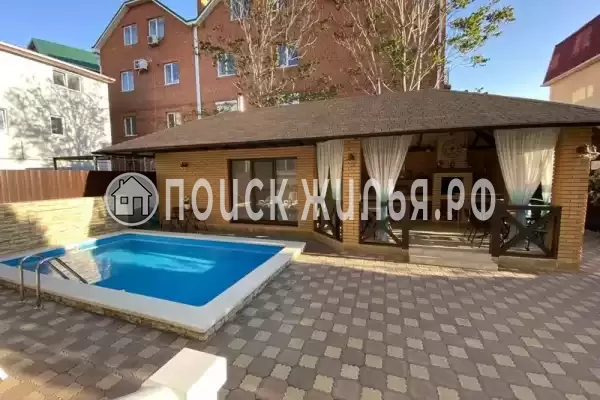 «На Аэродромной», Геленджик