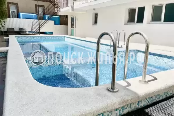 «Merri Ott», Сукко