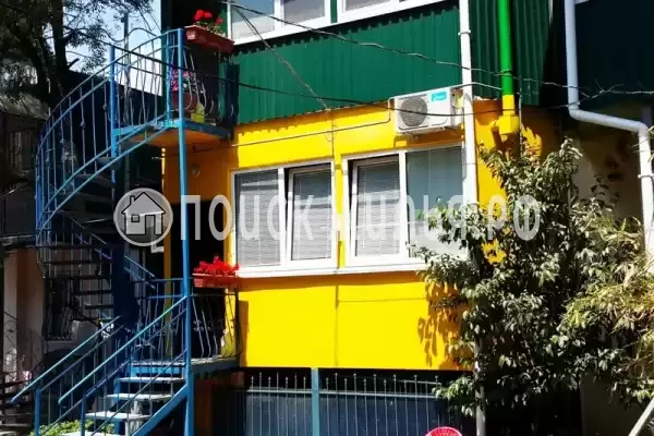 Квартира «Рядом с Приморским парком», Республика Крым, Ялта, Севастопольская, д.11/1 Квартира «Рядом с Приморским парком», Республика Крым, Ялта, Севастопольская, д.11/1